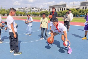  小学生适合参加哪些篮球青训营活动？全面解析与推荐